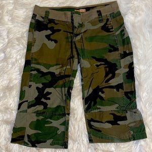 Camo Capris